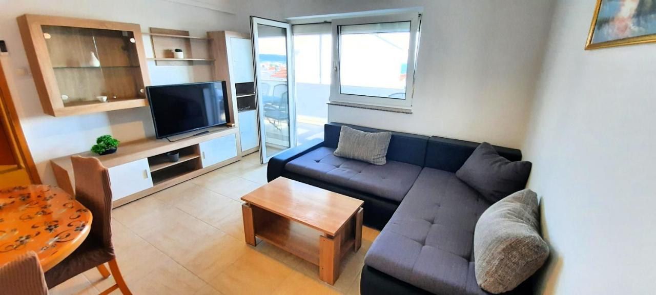 Apartment Miroslav Krk Town Extérieur photo