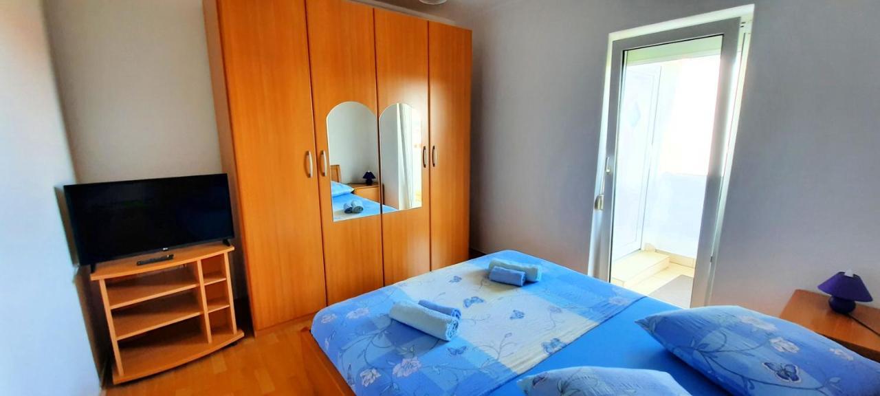 Apartment Miroslav Krk Town Extérieur photo